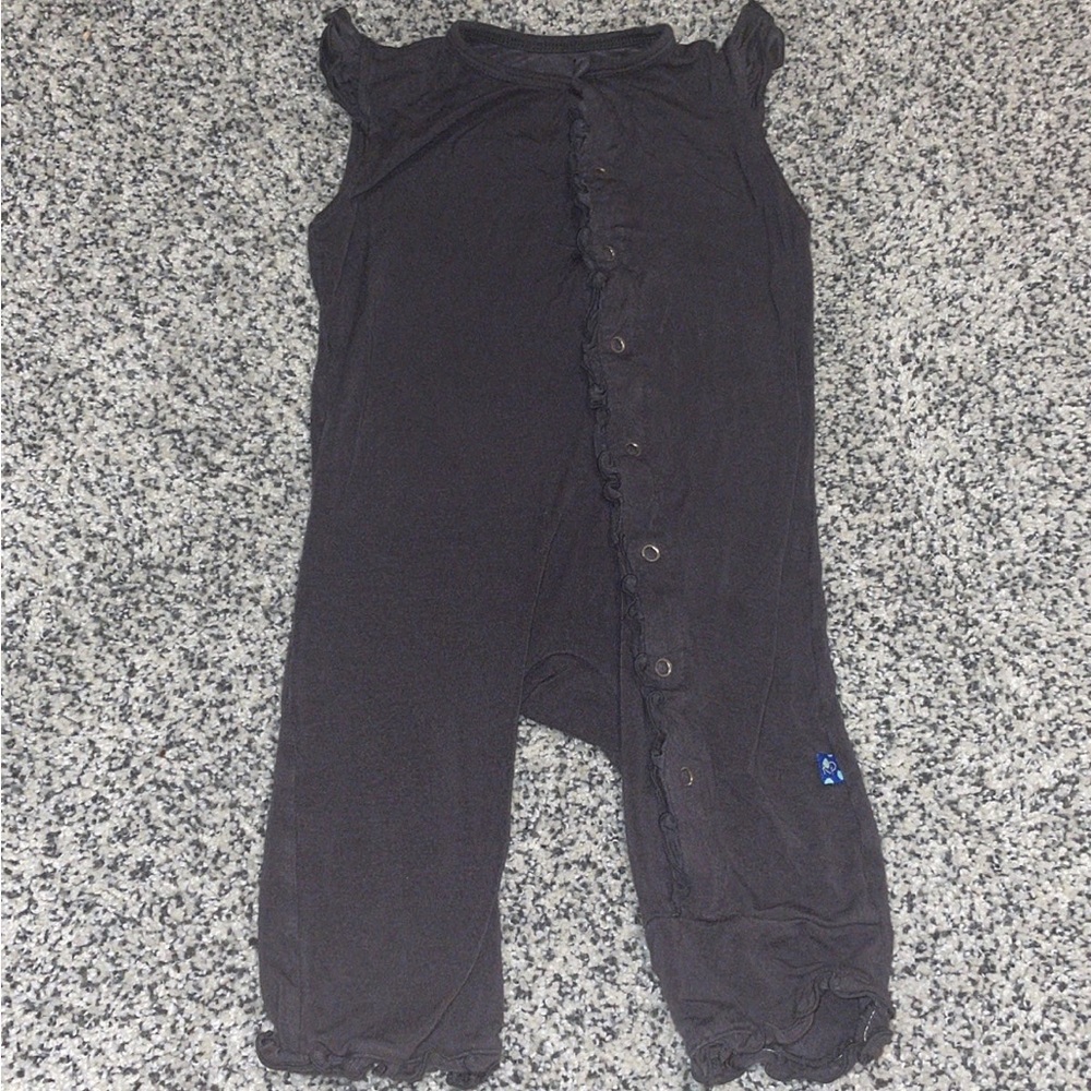 Bamboo Grey Kickee Pants 6-12 Months Ruffle Tank buttoned Romper